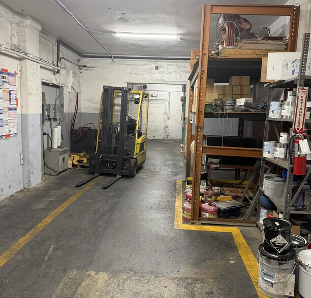 More Photos Of 2506 Colley Ave, Norfolk Industrial For Sale