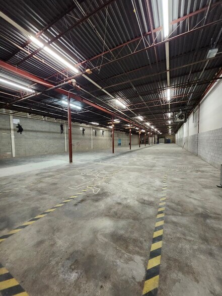 More Photos Of 2220 Midland Ave, Toronto Unknown For Lease