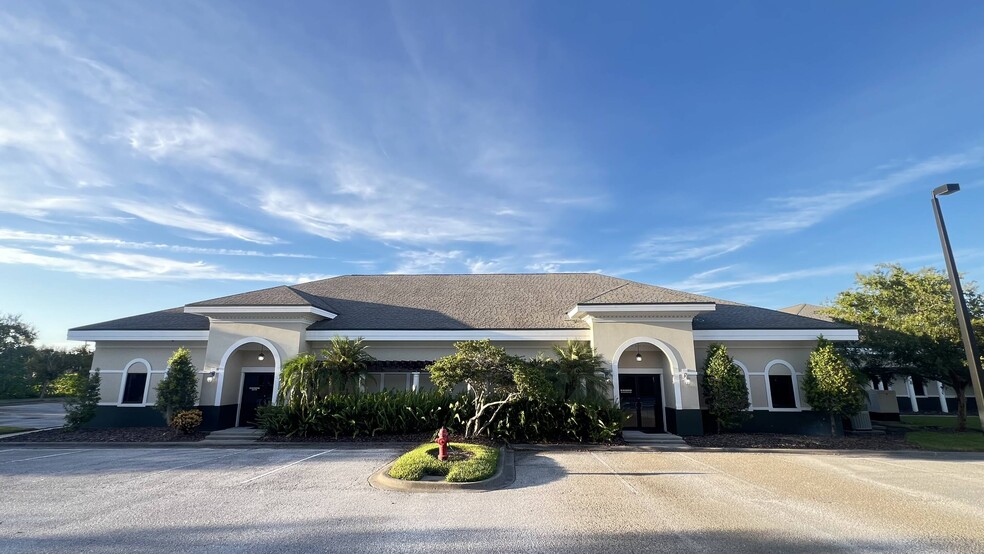 More Photos Of 8258 118th Ave N, Largo Medical For Sale