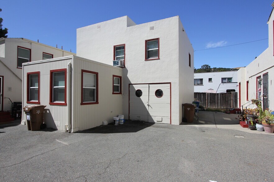 More Photos Of 721-735 Mellus St, Martinez Apartments For Sale