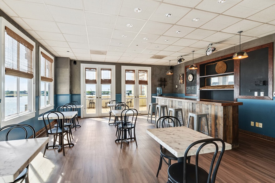 More Photos Of 600 Decatur St, New Orleans Unknown For Lease