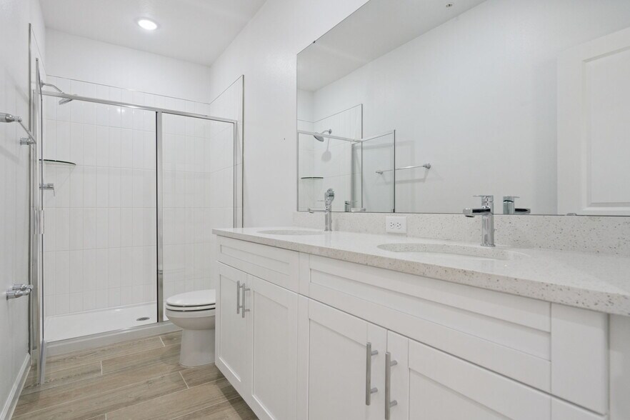 More Photos Of Old Lake Wilson Road, Davenport Multifamily For Sale
