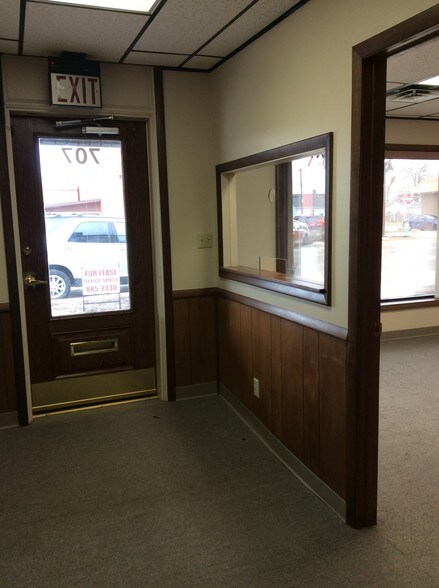 More Photos Of 707-709 Main St, Beech Grove Office For Sale