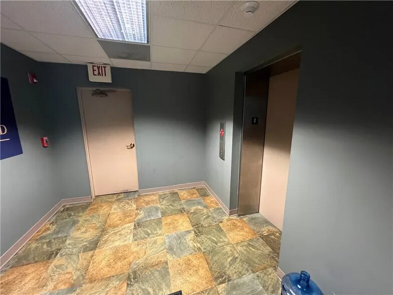 More Photos Of 28 W North St, Danville Office For Sale