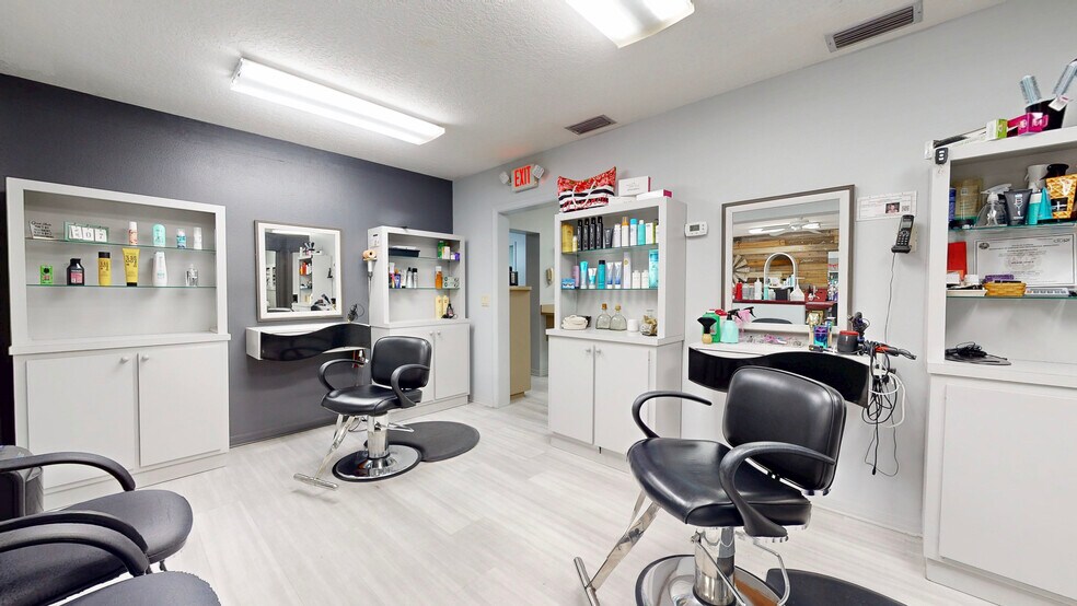 More Photos Of 1430 Morin St, Eustis Freestanding For Sale