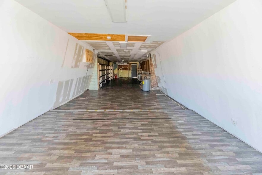 More Photos Of 747 W International Speedway Blvd, Daytona Beach Restaurant For Sale