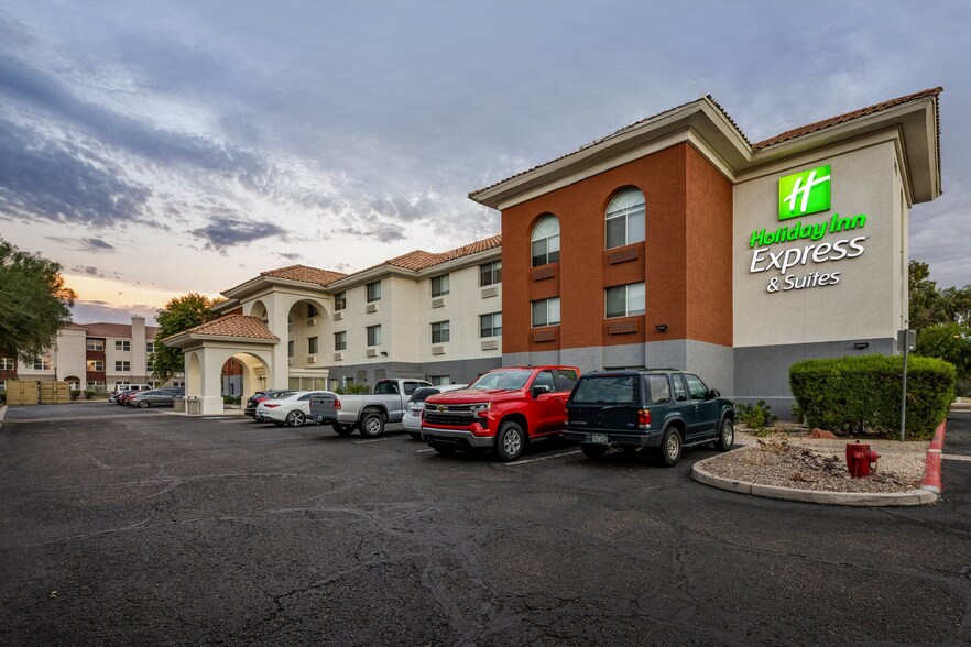 Primary Photo Of 1405 S Westwood, Mesa Hotel For Sale