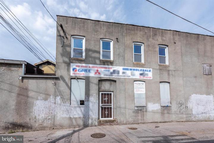 More Photos Of 242 S Dean St, Baltimore Warehouse For Lease