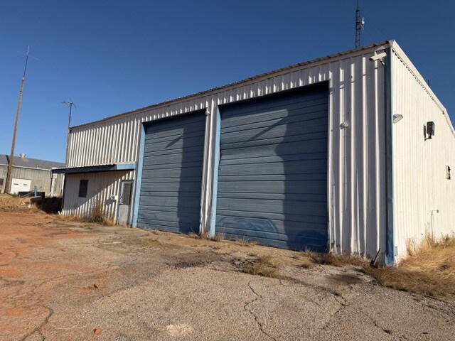 Primary Photo Of 211 Carolina St, Borger Industrial For Sale
