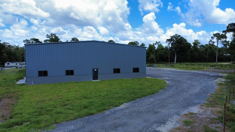 More Photos Of 16001 Cintron Pl, Fort Myers Industrial For Lease