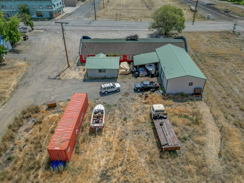 More Photos Of 180 E Webb St, Montague Warehouse For Sale