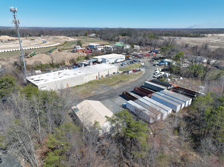 More Photos Of 500 Earls Rd, Middle River Warehouse For Sale