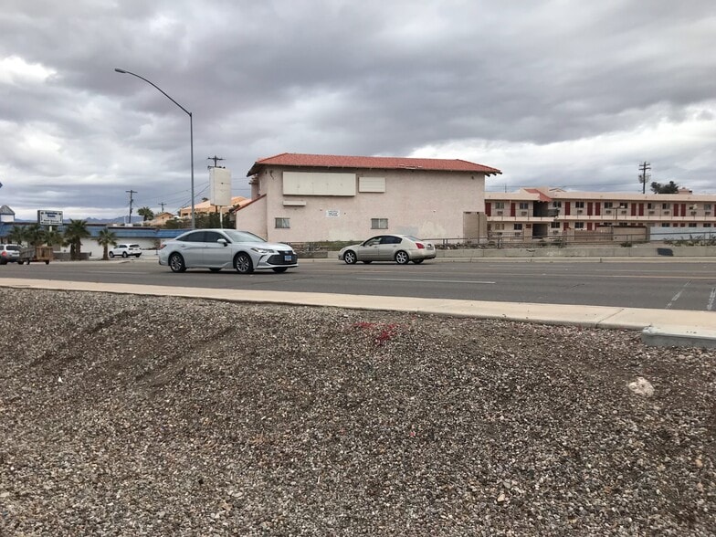 More Photos Of 1978 Highway 95, Bullhead City Hotel For Sale