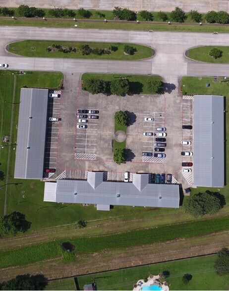 More Photos Of 17920 Huffmeister Rd, Cypress Office For Lease