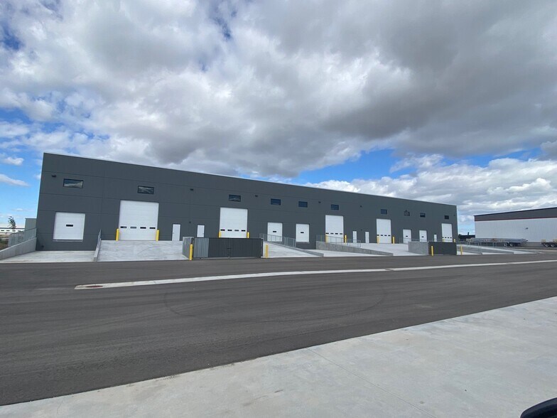 More Photos Of 8847 S Federal Way, Boise Industrial For Sale