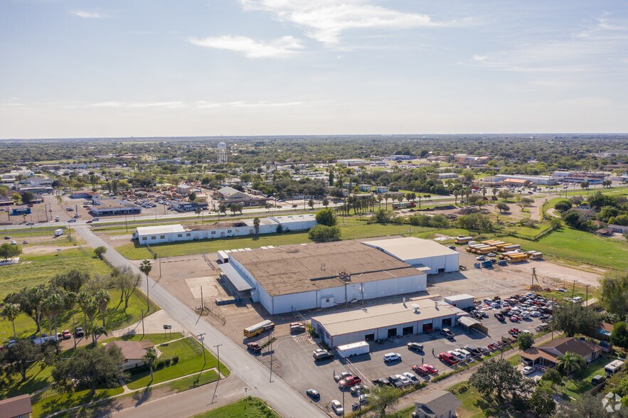More Photos Of 320 S Utah Ave, Weslaco Warehouse For Lease