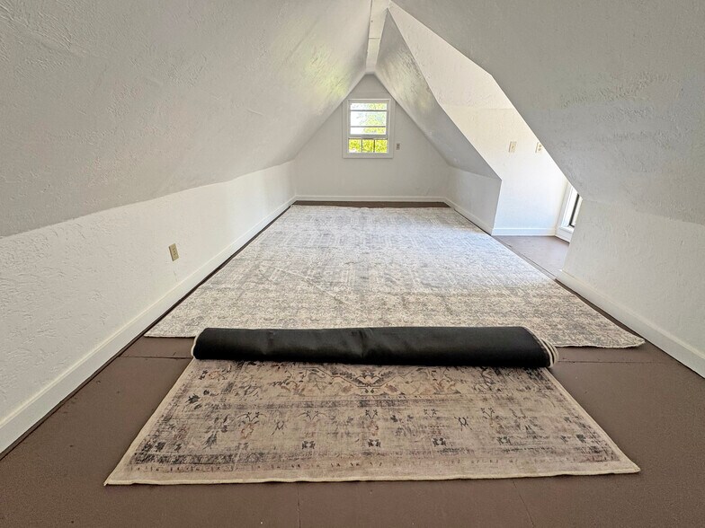 More Photos Of 745 Park St, Paso Robles General Retail For Sale