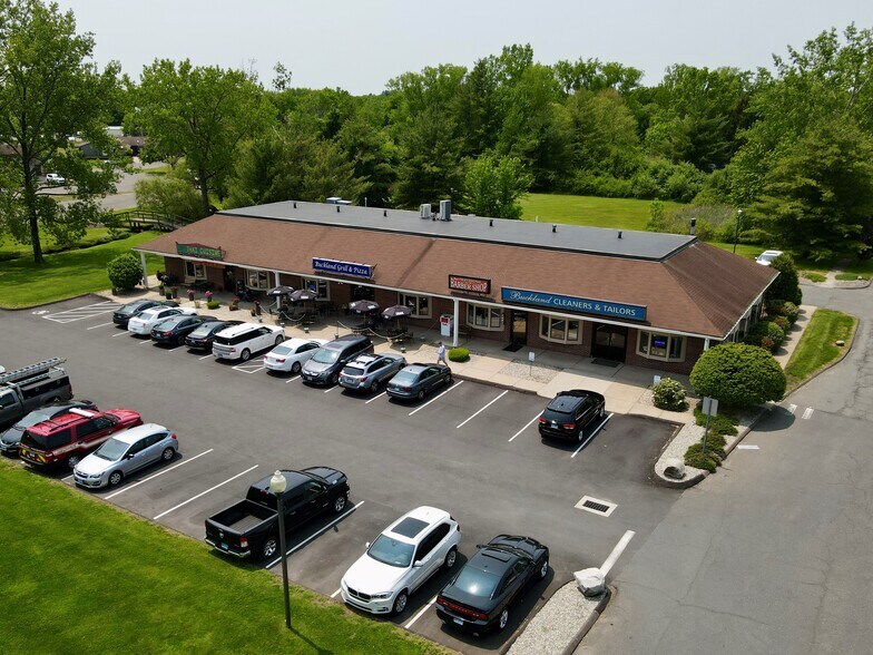 More Photos Of , South Windsor Unknown For Sale