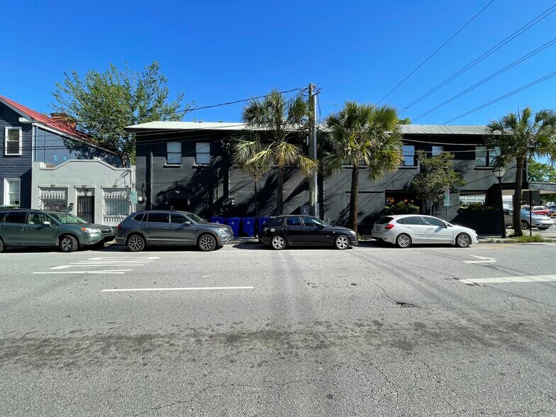 More Photos Of 148 1/2 Cannon St, Charleston Storefront Retail Office For Sale