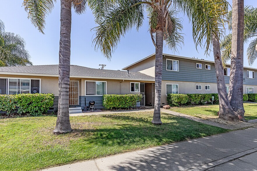 More Photos Of 2104 Royal Dr, Santa Clara Apartments For Sale
