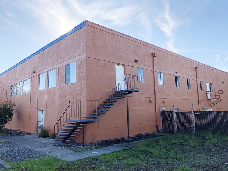 More Photos Of 380 Rohnert Park Expy W, Rohnert Park Freestanding For Lease