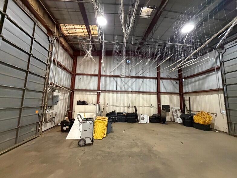 More Photos Of 20180 Spence Rd, Salinas General Retail For Sale