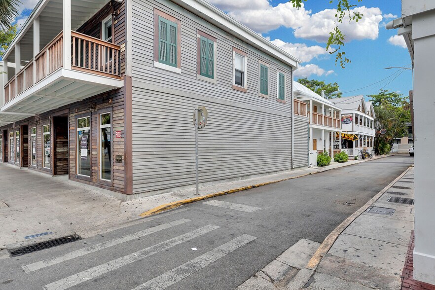 More Photos Of 4 Charles St, Key West Specialty For Lease