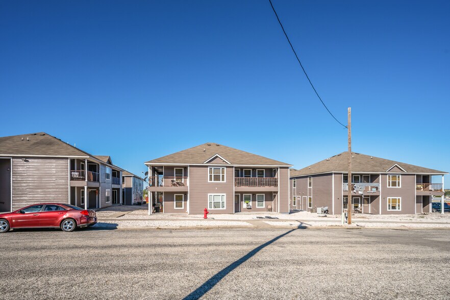 More Photos Of 516 S 9th St, Kenedy Apartments For Sale