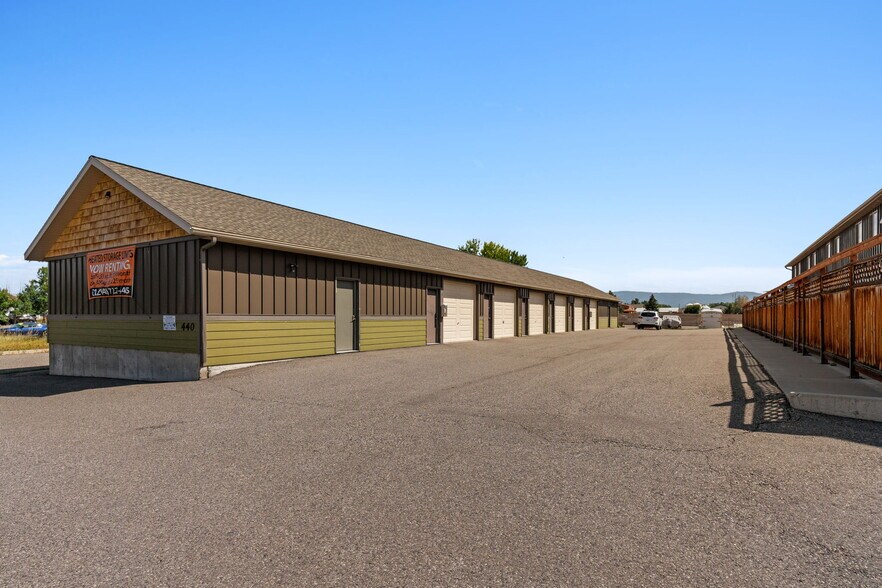 More Photos Of 440 Ice Center Ln, Bozeman Apartments For Sale