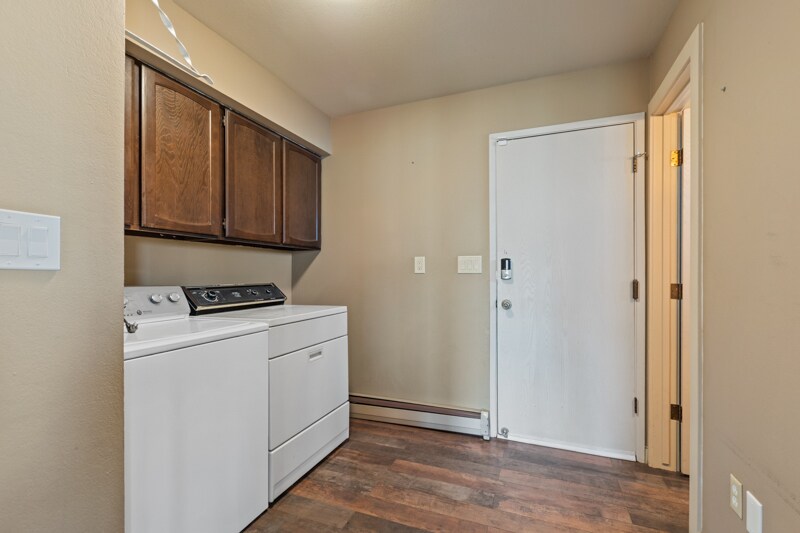 More Photos Of 13905 Old Virginia Rd, Reno Flex For Sale