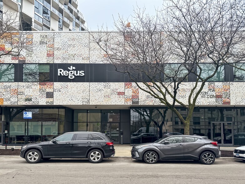 More Photos Of 5113 S Harper Ave, Chicago Coworking Space