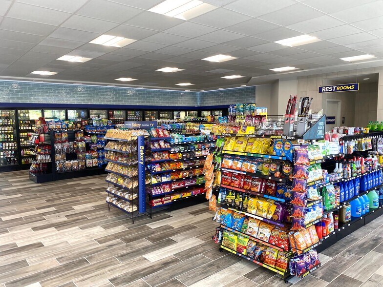 More Photos Of 4403 Del Prado Blvd S, Cape Coral Convenience Store For Sale