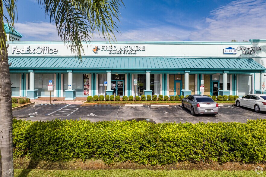 More Photos Of 5975 N Federal Hwy, Fort Lauderdale Unknown For Lease