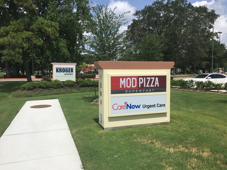 More Photos Of 300 Northpark Dr, Kingwood Storefront Retail Office For Lease