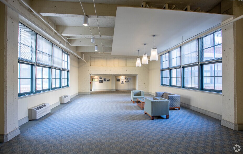 More Photos Of 1 Market St, Camden Apartments For Lease