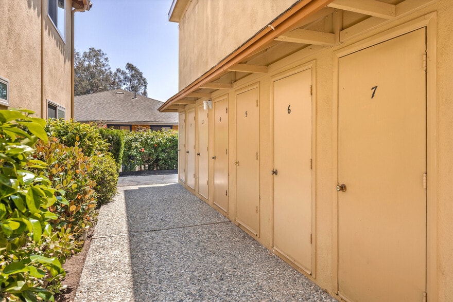 More Photos Of 431 Ellwood Beach Dr, Goleta Apartments For Sale