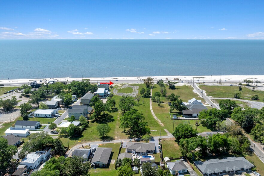 More Photos Of 830 E Beach Blvd, Gulfport Land For Sale