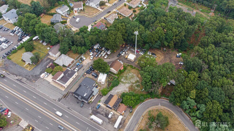 More Photos Of 2070-2078 State Route 35, South Amboy, NJ 08879, South Amboy Auto Repair For Lease