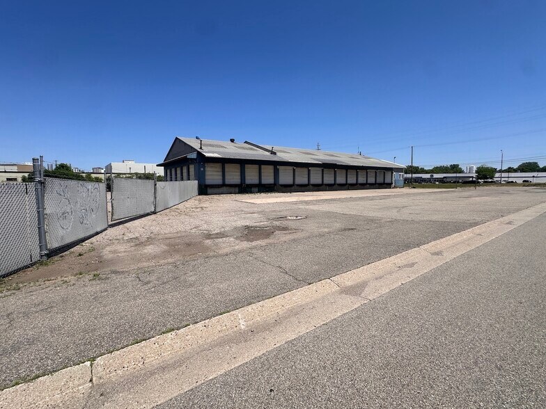 More Photos Of 2655 Buchanan Ave SW, Grand Rapids Truck Terminal For Lease