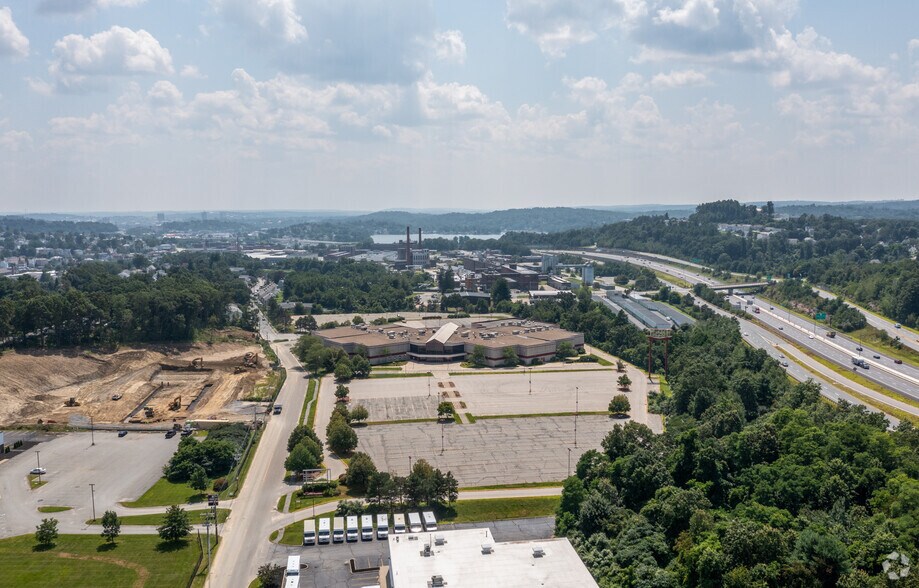 More Photos Of 135 Brooks St, Worcester Land For Lease