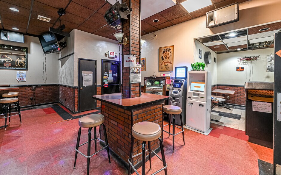 More Photos Of 830-840 Linden Ave, East Pittsburgh General Retail For Sale