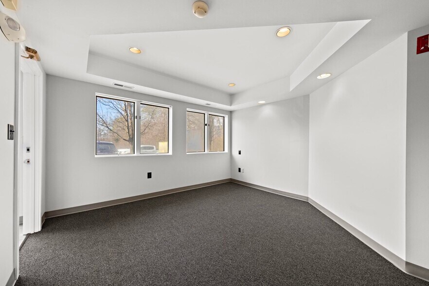 More Photos Of 675 Route 72 E, Manahawkin Office For Sale