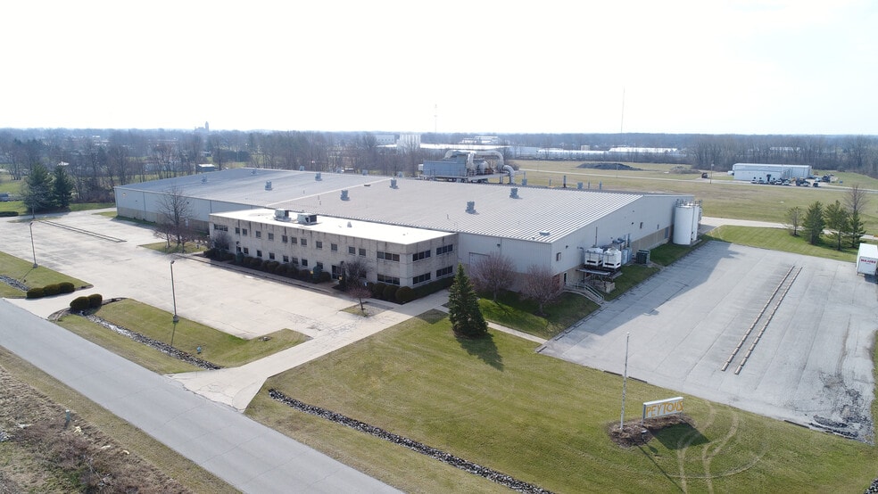 Primary Photo Of 1615 W McDonald St, Hartford City Warehouse For Sale