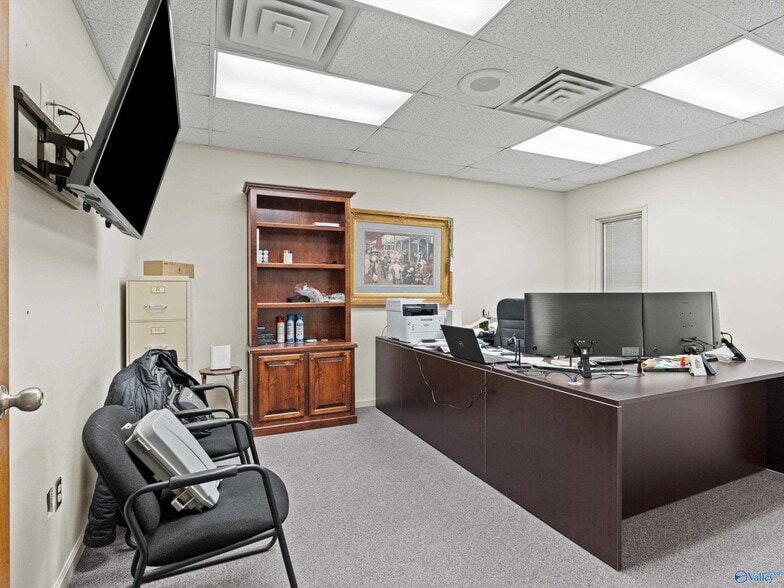 More Photos Of 540 S Brindlee Mountain Pky, Arab Flex For Sale