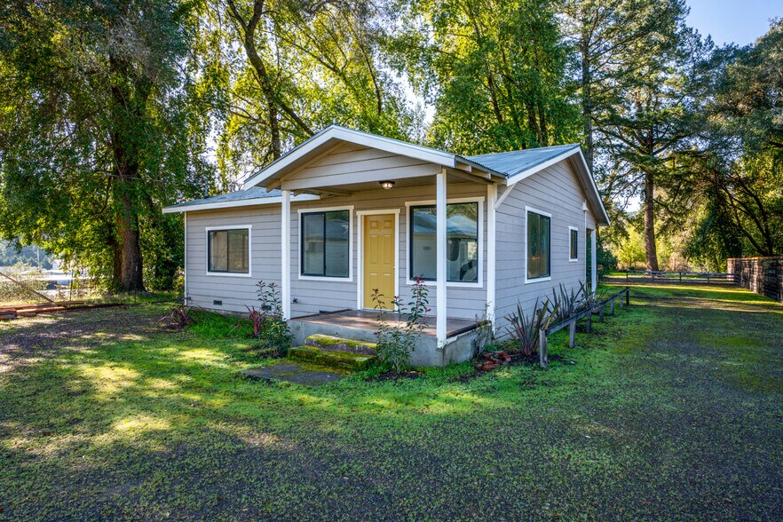 More Photos Of 8660-8684 Highway 128 Hwy, Philo Flex For Sale