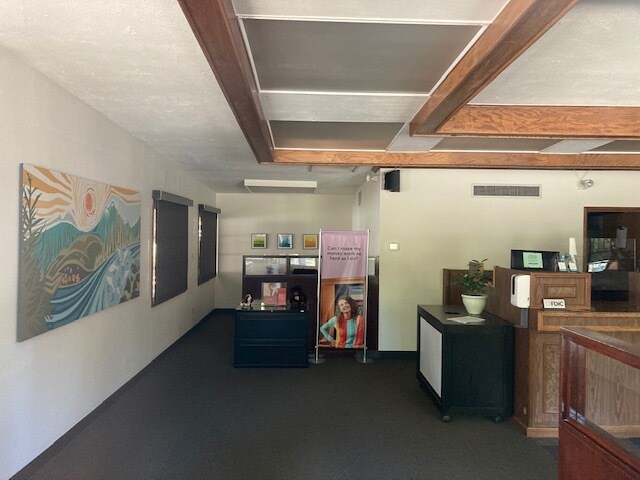 More Photos Of 641 Main St, Weaverville Storefront Retail Office For Lease