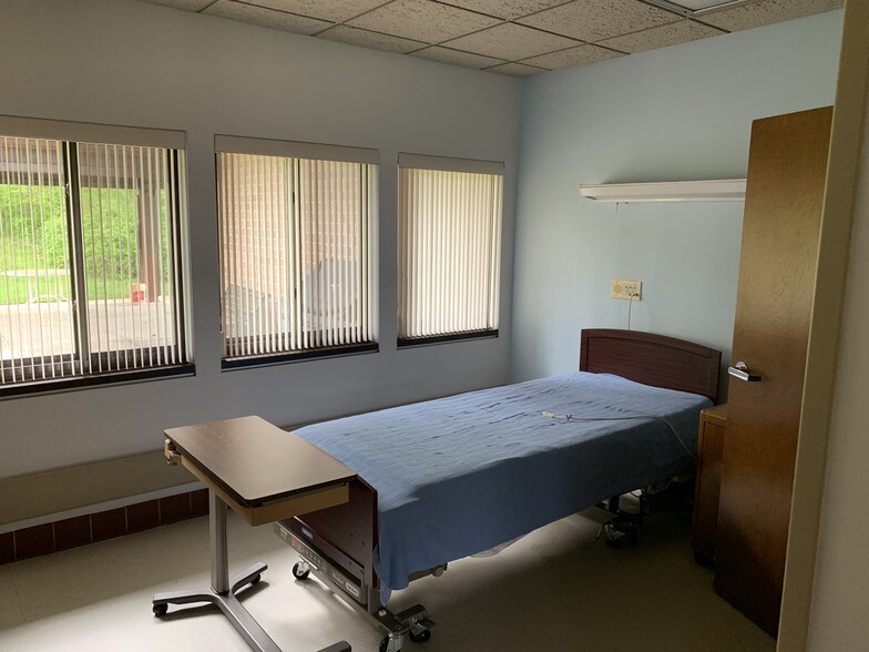 More Photos Of 2 Morris Rd, Ringwood Assisted Living For Sale