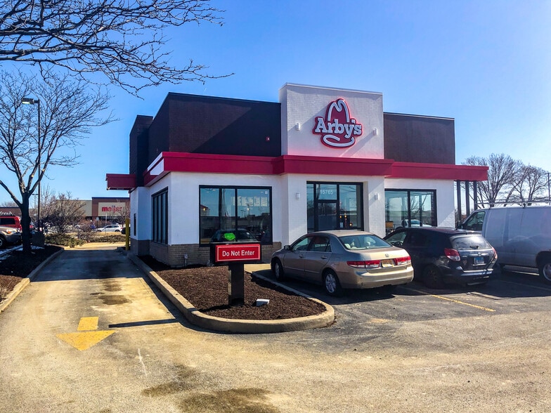 More Photos Of 15765 S Harlem Ave, Orland Park Fast Food For Sale