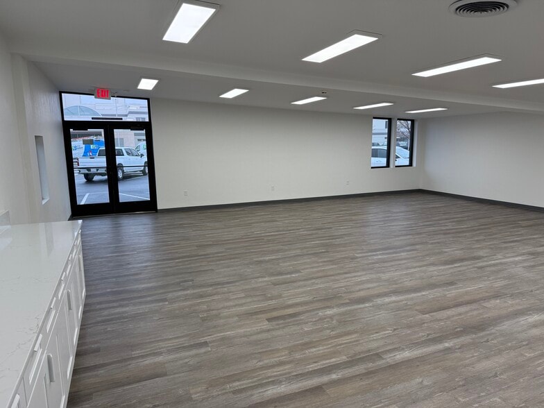 More Photos Of 821 S Auburn St, Kennewick Office For Lease