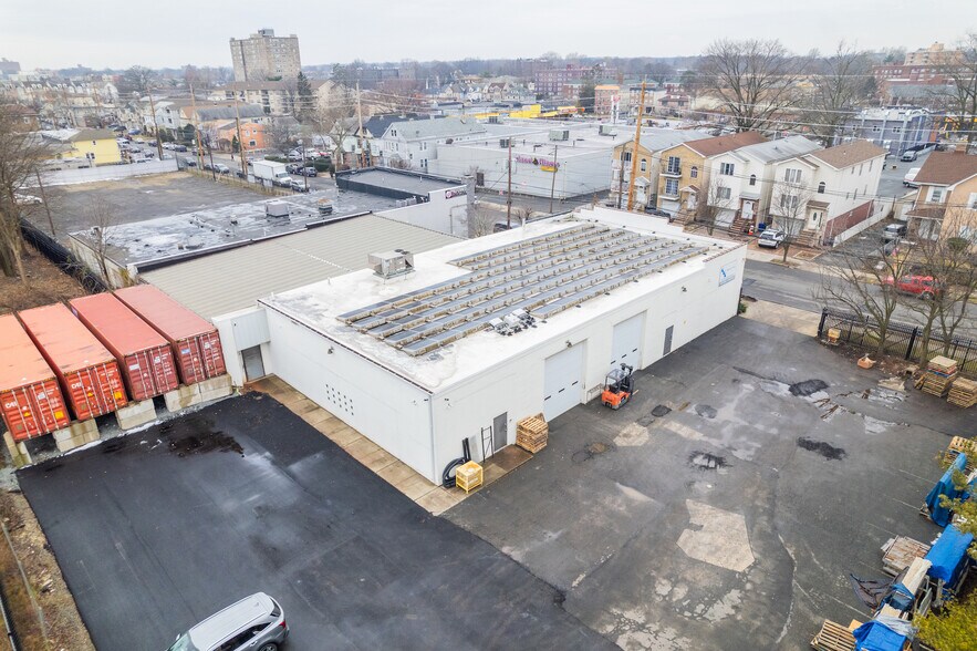 More Photos Of 663 Pennsylvania Ave, Elizabeth Warehouse For Lease